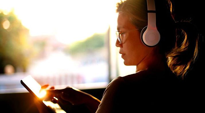 SunSync Light-Reactive Lenses provide blue light defense indoors from digital screens and LED lighting